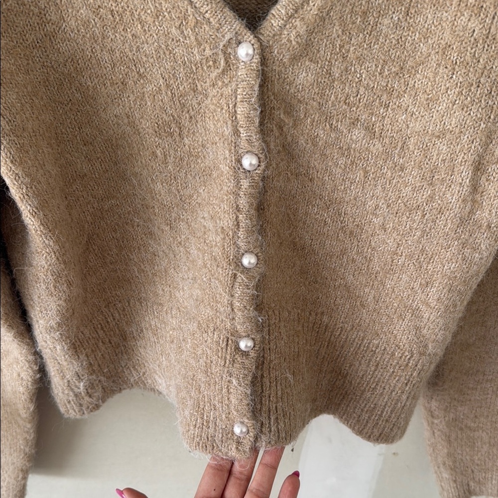 Tan Cardigan - Picture 2 of 4